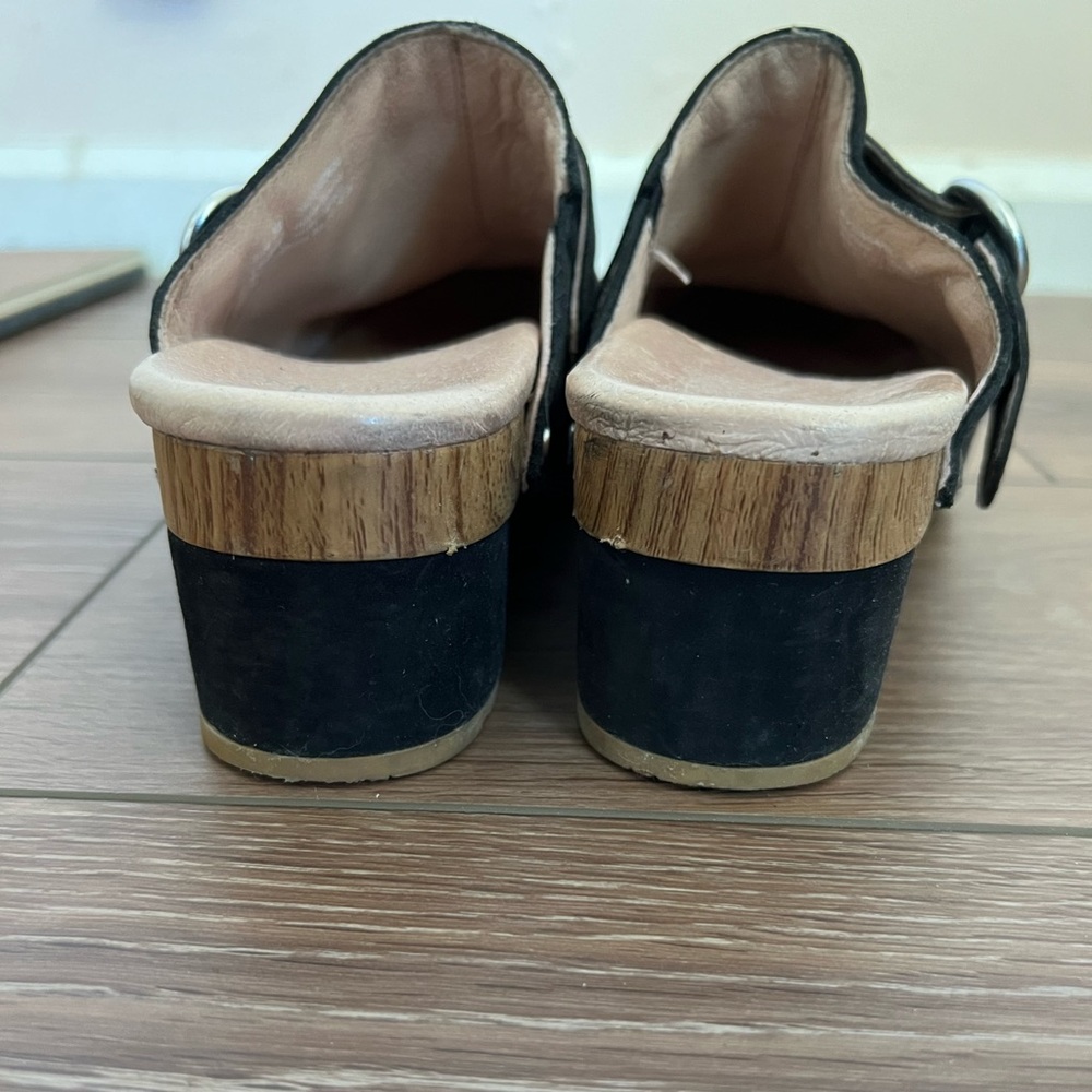 Dansko clogs - Picture 2 of 8